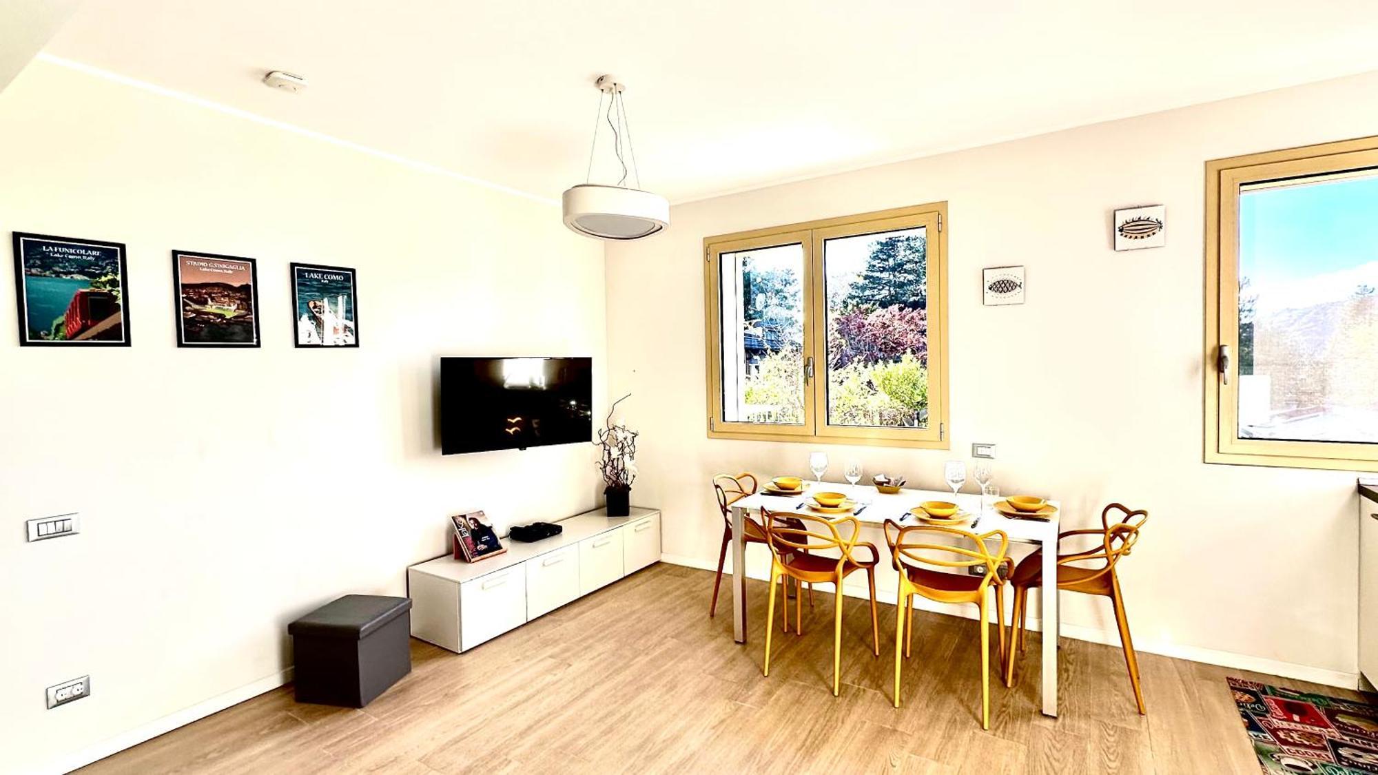 Lake Como View Apartment Bagian luar foto